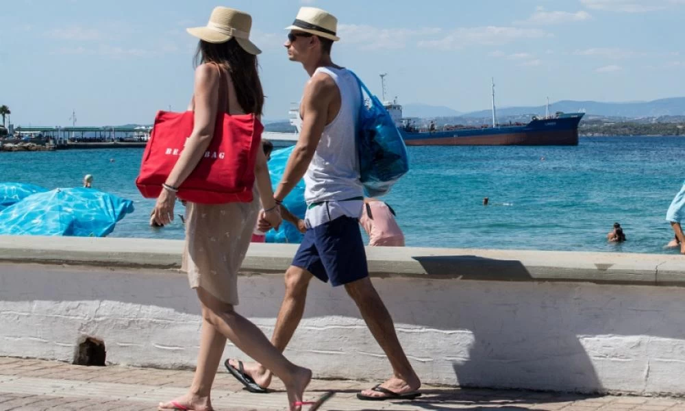 Δήμαρχος Πόρου: Τα περιοριστικά μέτρα καταστροφή για τον τουρισμό